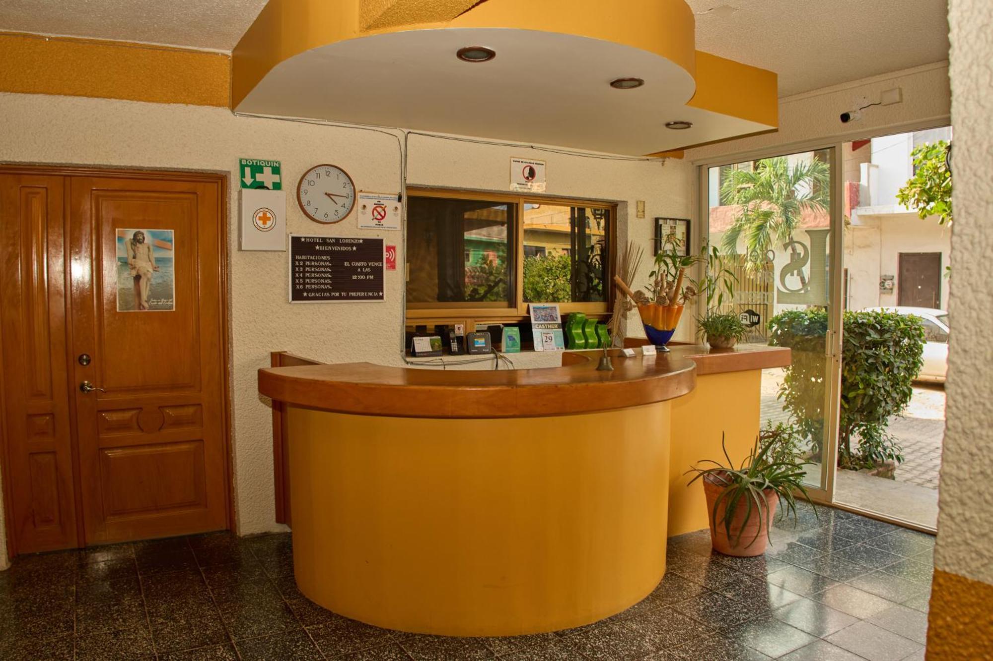 Hotel San Lorenzo Barra de Navidad Exterior foto