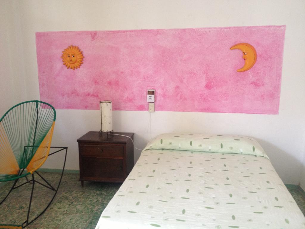 Hotel San Lorenzo Barra de Navidad Zimmer foto