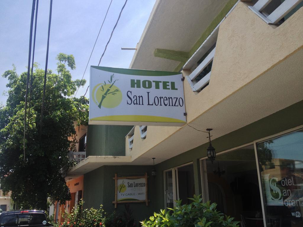Hotel San Lorenzo Barra de Navidad Exterior foto