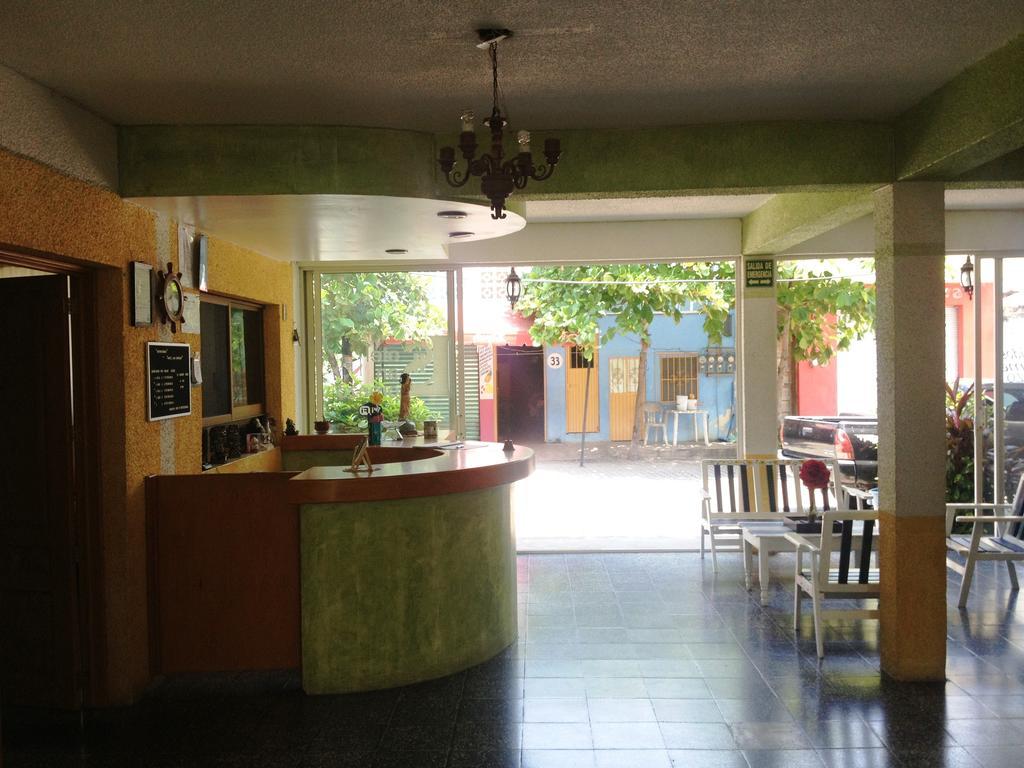 Hotel San Lorenzo Barra de Navidad Exterior foto