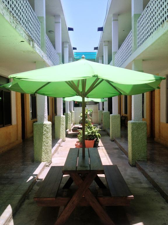 Hotel San Lorenzo Barra de Navidad Exterior foto